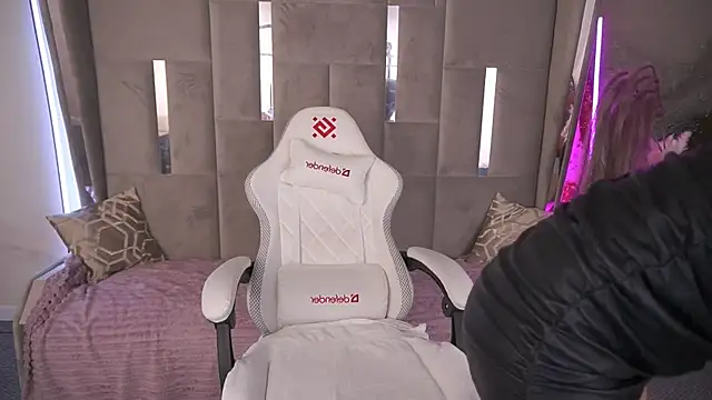 SonnyKage online show from 03/10/25, 02:50