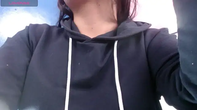 vitoria23  online show from 12/02/25, 02:01