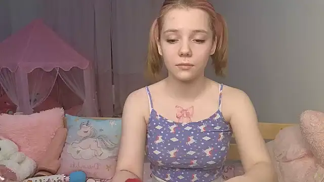 PrincessLittleKiki online show from 02/17/26, 05:08