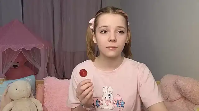 PrincessLittleKiki online show from 03/06/26, 05:53