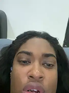 Snapshot of _MARRTINNA_ chatting on 01/19/25, 07:25 MARRTINNA online show from 01/19/25, 07:25