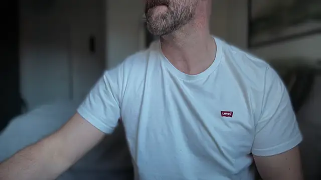 Mr Beef online show from 04/06/26, 05:58