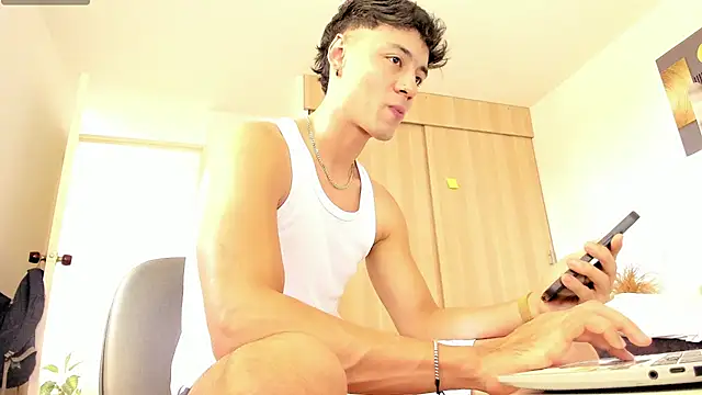 Sebastian-Dash online show from 11/29/25, 07:50