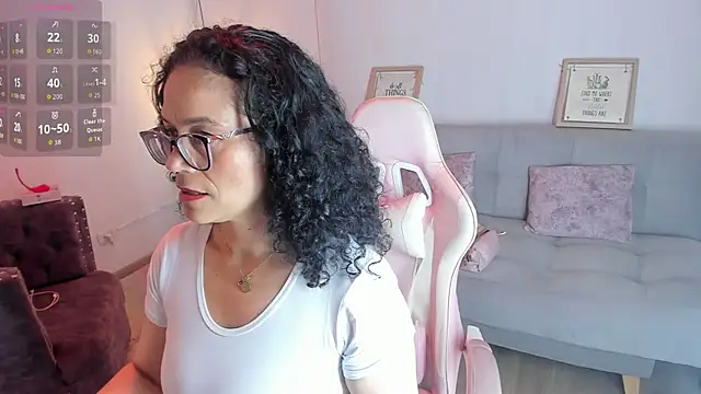 Aliciia cute1 online show from 11/04/25, 10:42