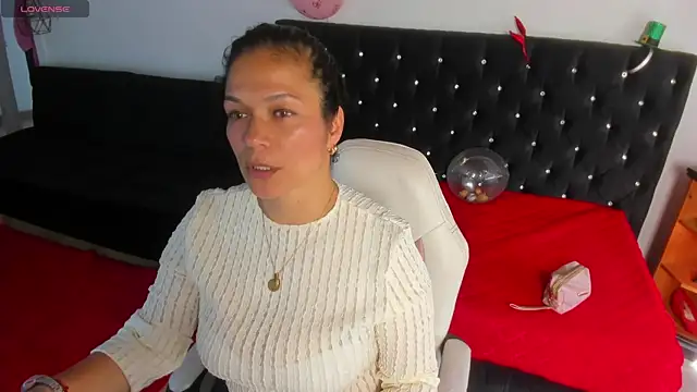 Aliciia cute1 online show from 05/30/26, 07:33