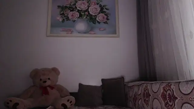  JustmeHere  online show from 11/28/25, 08:50