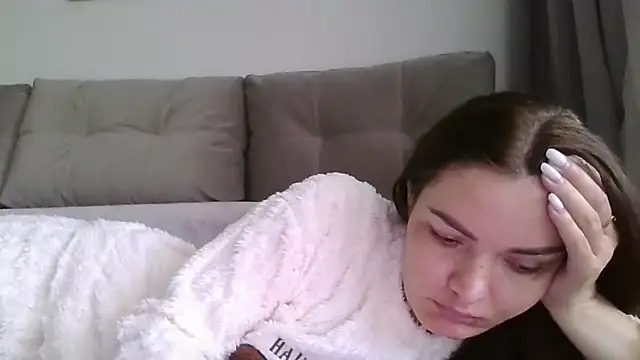 Snapshot of _JustmeHere_ chatting on 05/19/26, 09:15 JustmeHere online show from 05/19/26, 09:15