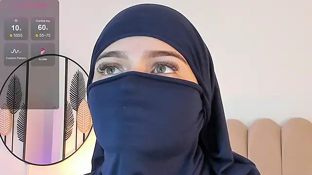 Snapshot of anna-henao chatting on 12/07/24, 02:02 anna-henao online show from 12/07/24, 02:02