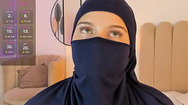 Snapshot of anna-henao chatting on 12/21/24, 04:25 anna-henao online show from 12/21/24, 04:25