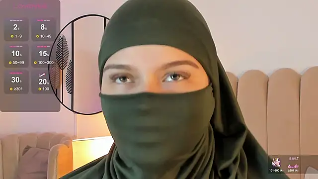 Snapshot of anna-henao chatting on 12/23/24, 03:23 anna-henao online show from 12/23/24, 03:23