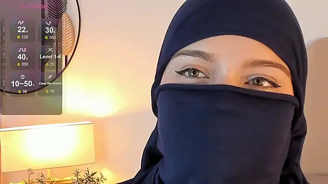 Snapshot of anna-henao chatting on 12/27/24, 12:12 anna-henao online show from 12/27/24, 12:12