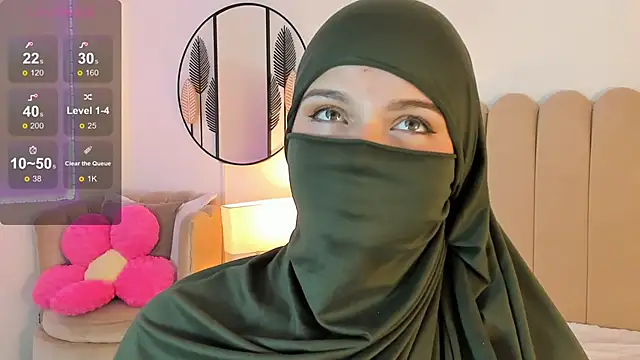 Snapshot of anna-henao chatting on 01/07/25, 03:02 anna-henao online show from 01/07/25, 03:02