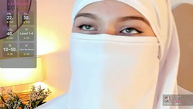 Snapshot of anna-henao chatting on 01/08/25, 04:44 anna-henao online show from 01/08/25, 04:44