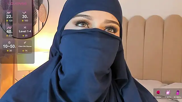 Snapshot of anna-henao chatting on 02/20/25, 02:02 anna-henao online show from 02/20/25, 02:02