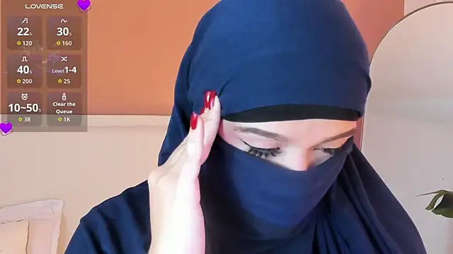 Snapshot of anna-henao chatting on 09/19/25, 07:58 anna-henao online show from 09/19/25, 07:58