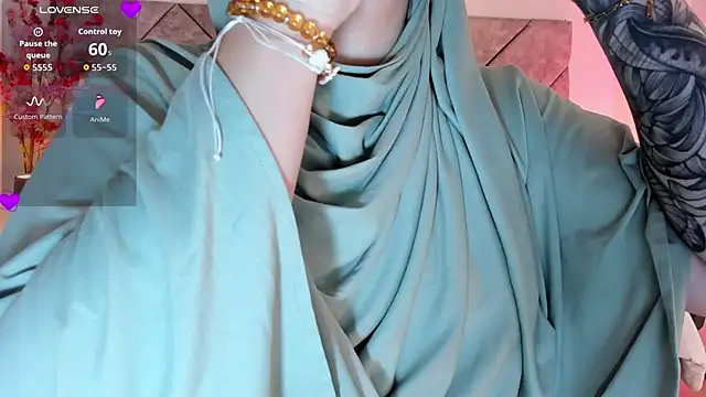 anna-henao online show from 11/01/25, 06:43