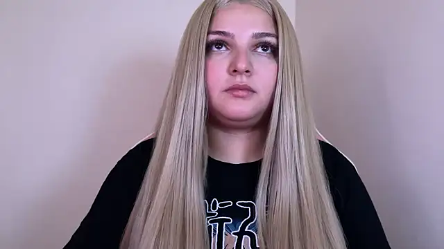 SweetPaige  online show from 02/05/25, 01:33