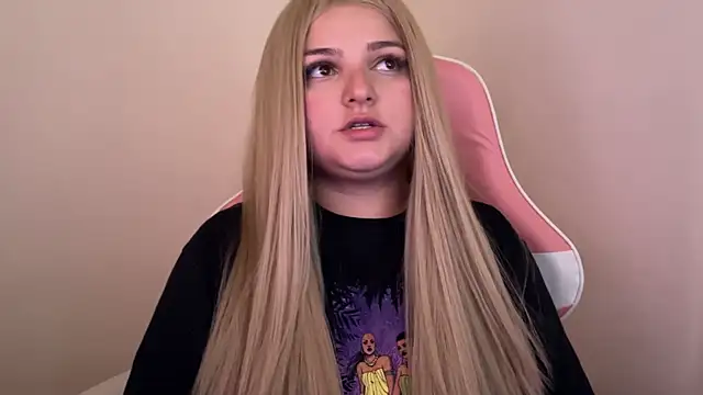 SweetPaige  online show from 02/06/25, 03:52