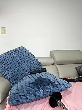 jamilaross online show from 02/15/25, 04:47