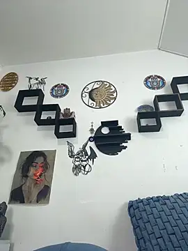 jamilaross online show from 11/27/25, 10:01