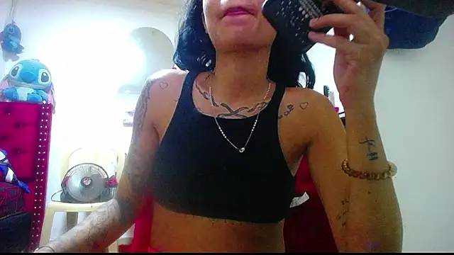 harry lia  online show from 11/12/25, 09:36