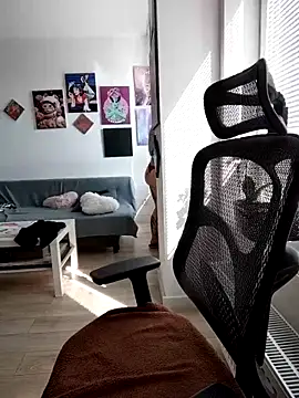 divine eve online show from 04/01/26, 10:38