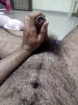 Snapshot of cuckhair chatting on 09/15/25, 03:28 cuckhair online show from 09/15/25, 03:28