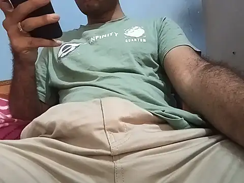 Snapshot of cuckhair chatting on 06/07/26, 07:01 cuckhair online show from 06/07/26, 07:01