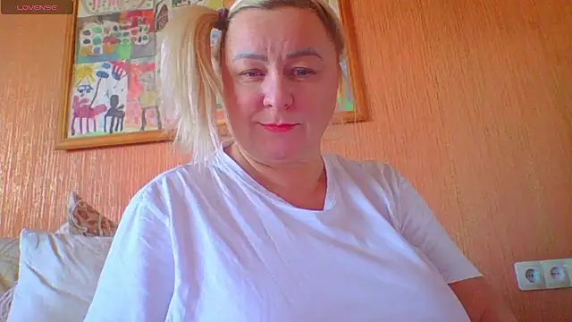 mira robinsonnn online show from 10/12/25, 03:05