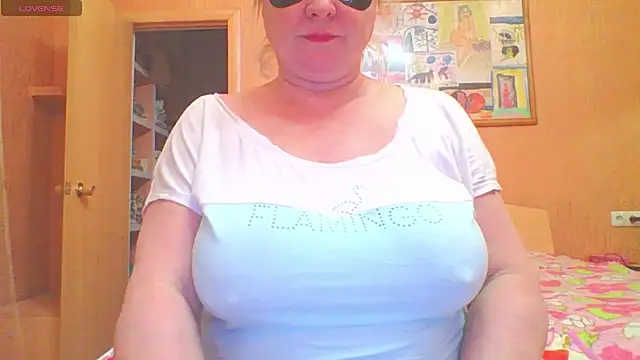 mira robinsonnn online show from 02/09/26, 10:47