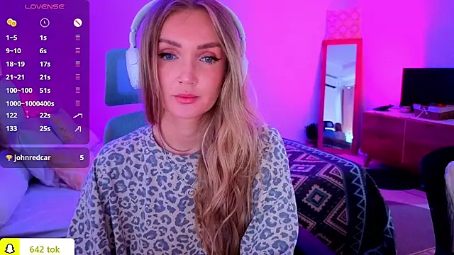 PrincessVS online show from 10/23/25, 03:28