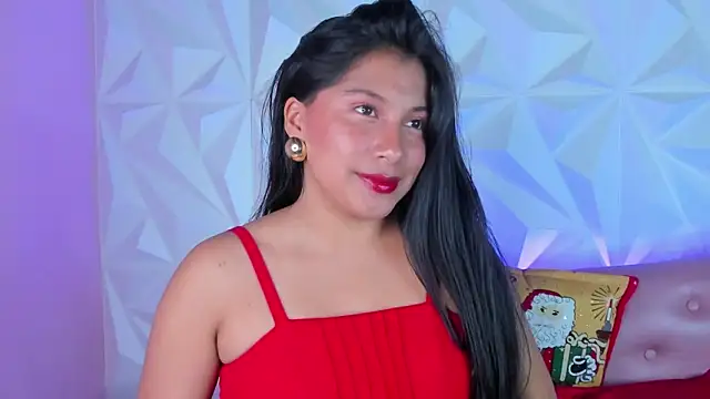 LinnaGardenia online show from 12/25/24, 06:41