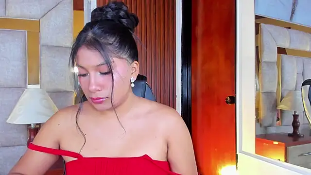 LinnaGardenia online show from 01/14/26, 01:17