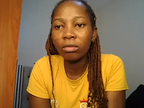 Petitiebooty online show from 02/07/25, 10:08