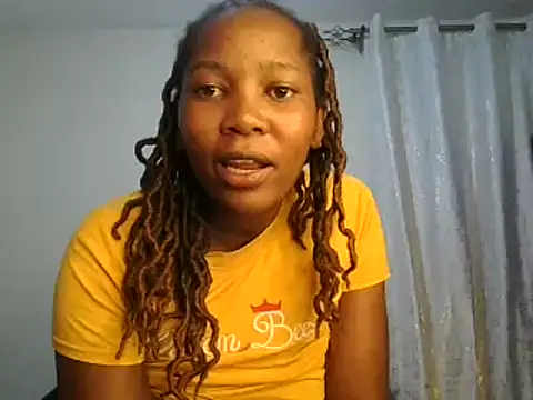 Petitiebooty online show from 03/03/25, 12:05