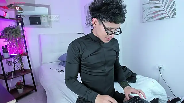 Jhonny-Blake online show from 04/27/26, 08:07