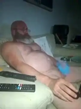 iambradz online show from 11/17/25, 03:07