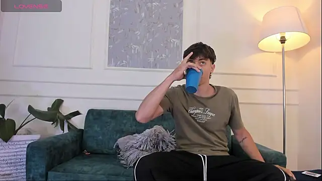 AlessandroDybala online show from 10/08/25, 12:03