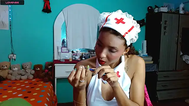 sensitive brunette online show from 12/03/25, 12:29