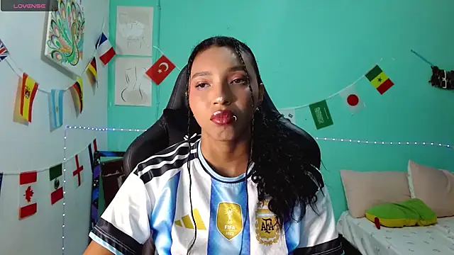 sensitive brunette online show from 06/23/26, 01:03