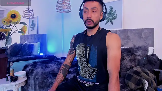 Tom cooper  online show from 09/27/25, 01:05