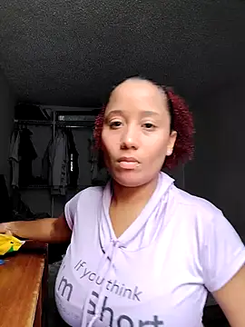 Snapshot of zandra_kiman chatting on 10/11/25, 07:12 zandra kiman online show from 10/11/25, 07:12