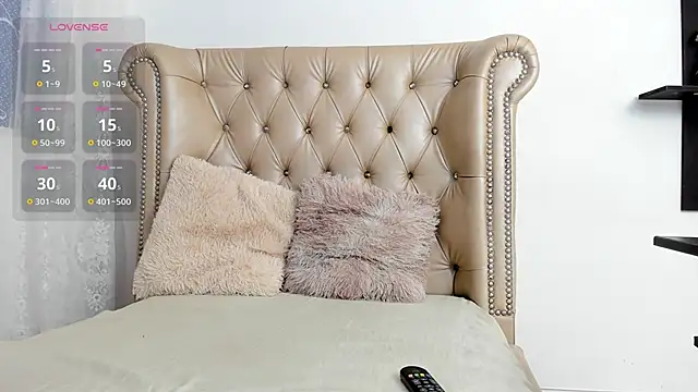 Snapshot of JeanRam18 chatting on 03/08/25, 12:09 JeanRam18 online show from 03/08/25, 12:09