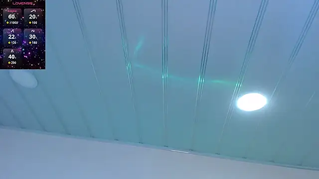 candy lux  online show from 04/15/26, 02:02