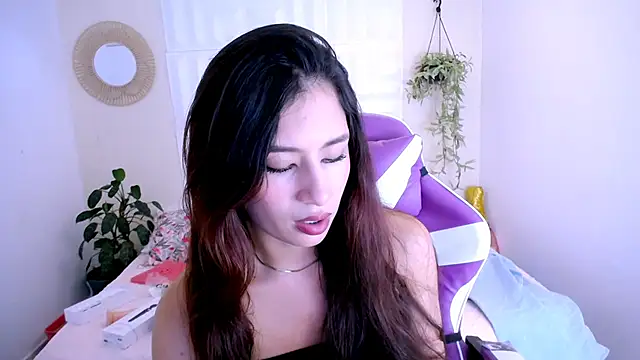 nataly red online show from 06/25/26, 07:51