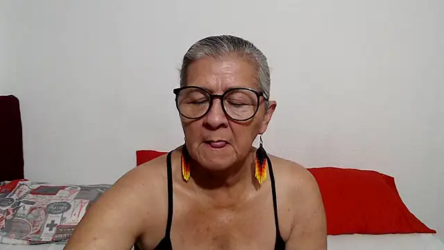 candy mature  online show from 05/26/26, 11:12