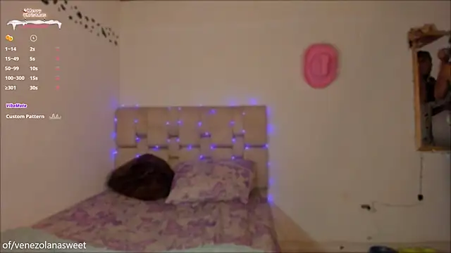 turabbitxx online show from 12/24/24, 11:00