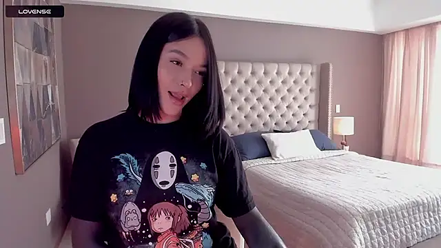 vangie  online show from 11/23/25, 05:24