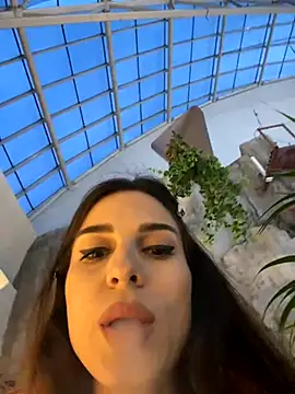 Snapshot of RebecaMur chatting on 09/14/25, 04:39 RebecaMur online show from 09/14/25, 04:39