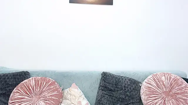 Snapshot of RebecaMur chatting on 09/17/25, 05:25 RebecaMur online show from 09/17/25, 05:25